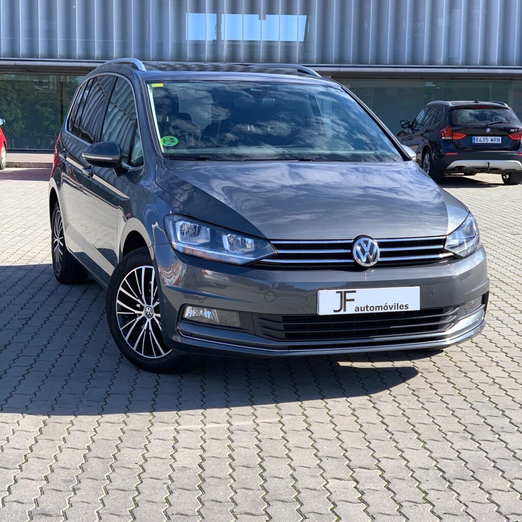 VW Touran 1.4 TSI CoD Sport BlueMotion DSG 150cv en Palencia