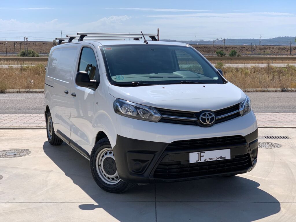 Toyota Proace 1.5 D-4D Compact Meister 120cv en Palencia