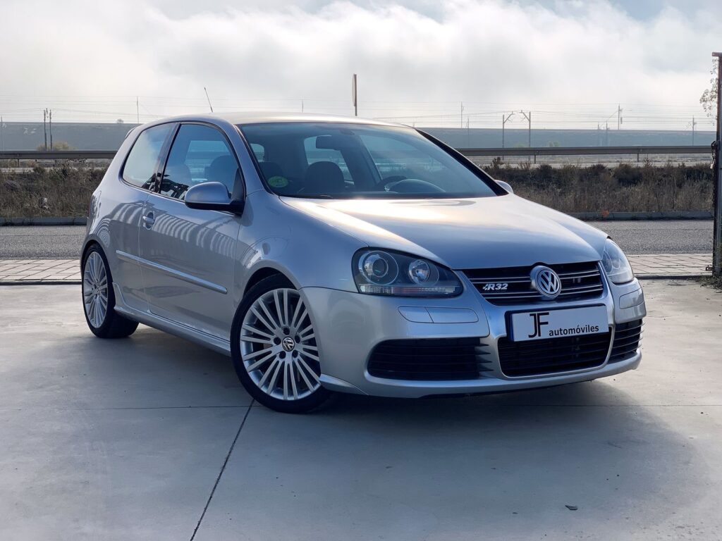 Volkswagen Golf R32 3 puertas manual en Palencia