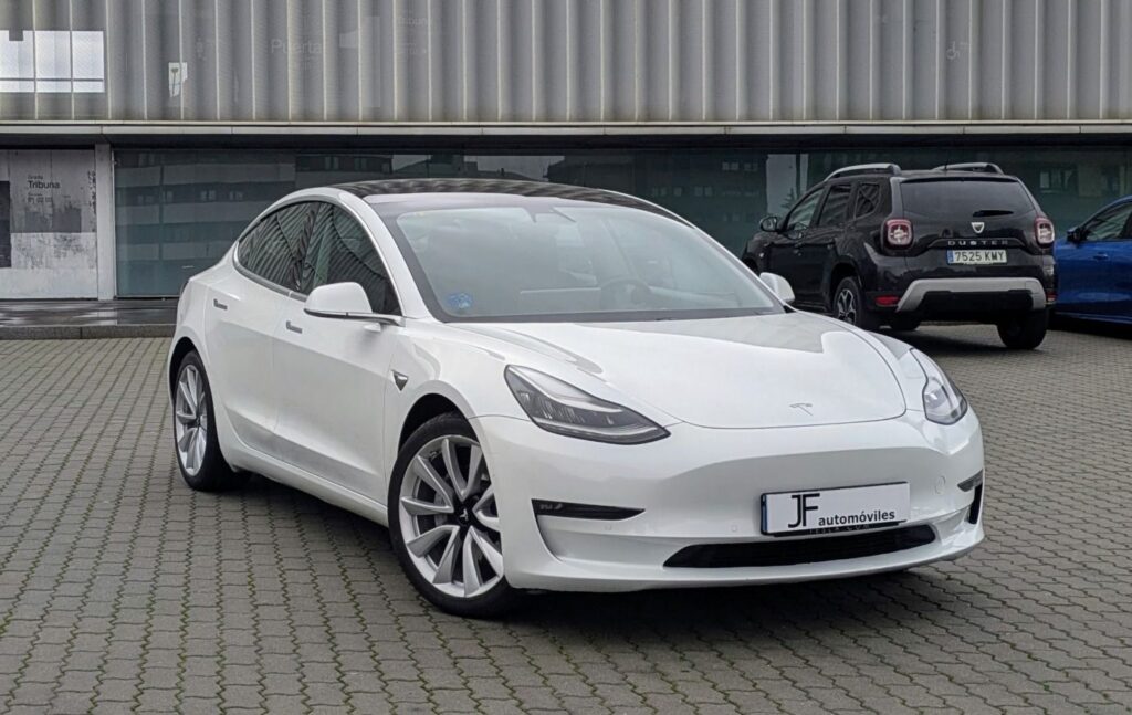 TESLA Model 3 Gran Autonomia AWD