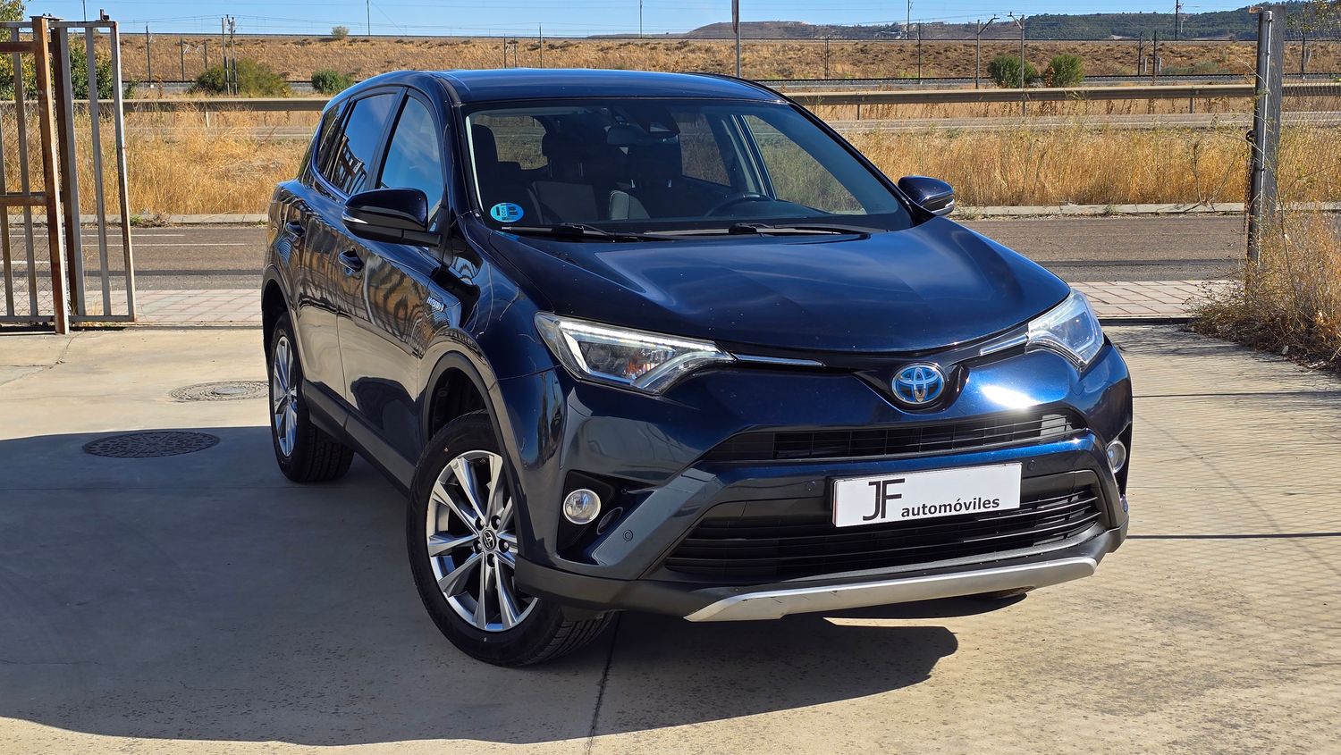 Toyota Rav4 Hybris Executive