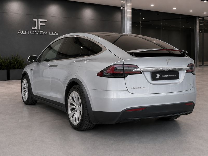 Tesla Model X - Imagen 5