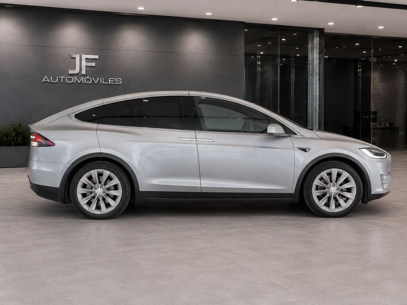 Tesla Model X - Imagen 6